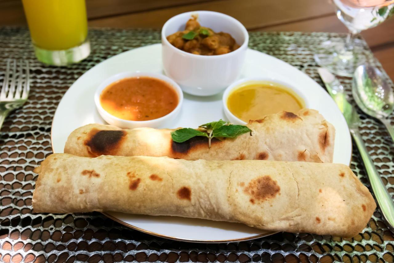 Mallika Resort Trincomalee Eksteriør bilde